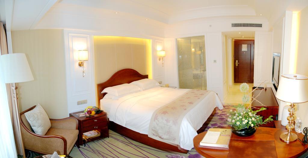 นิว อีร่า โฮเต็ล Hotel คุนหมิง ภายนอก รูปภาพ