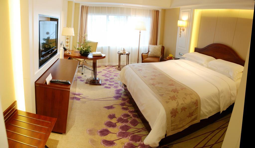 นิว อีร่า โฮเต็ล Hotel คุนหมิง ภายนอก รูปภาพ