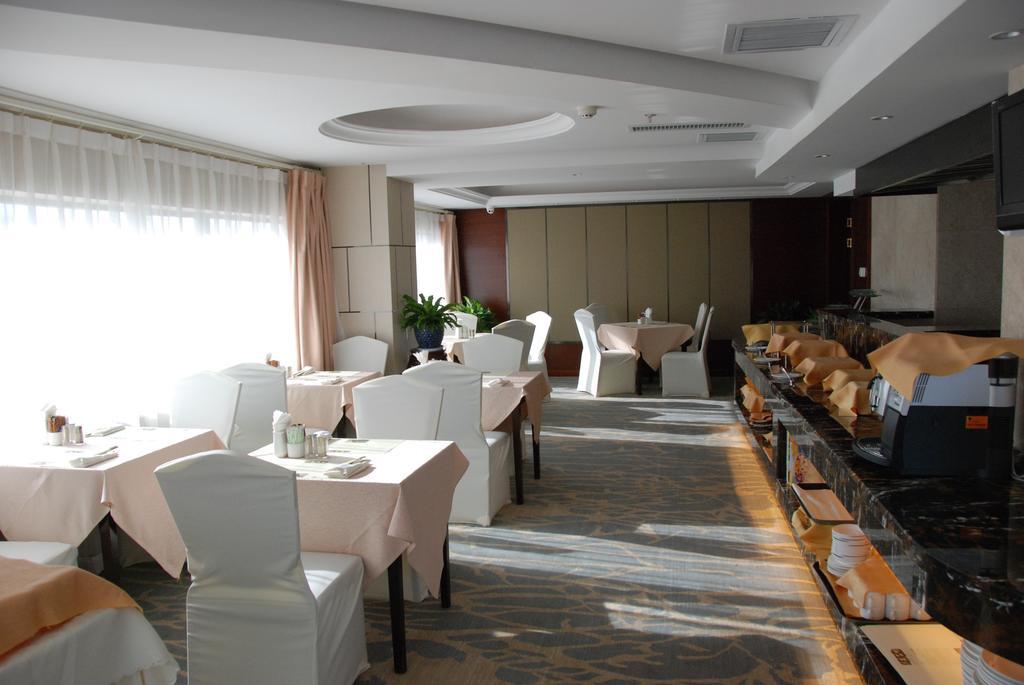 นิว อีร่า โฮเต็ล Hotel คุนหมิง ภายนอก รูปภาพ